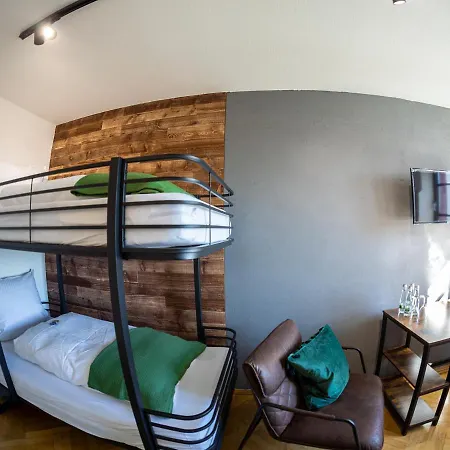 Zum Burggraf Szálloda