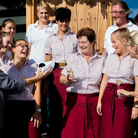 Szálloda Zum Burggraf 3*