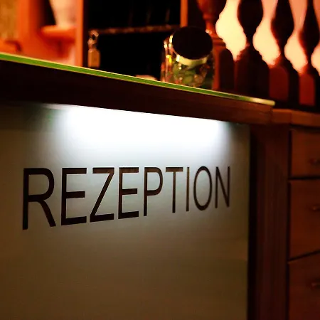 Hotel Zum Burggraf 3*