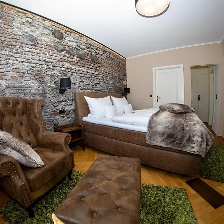 Zum Burggraf Hotel Neuleiningen