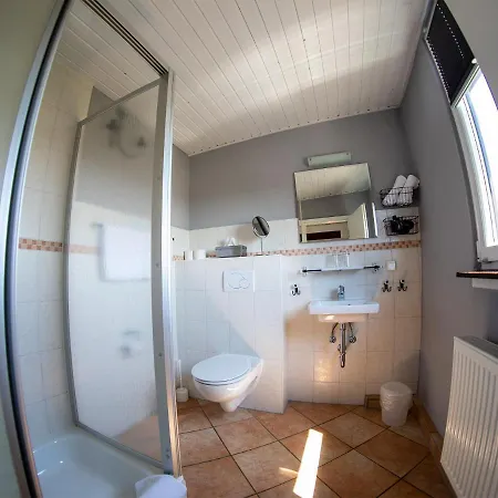 Szálloda Zum Burggraf Neuleiningen