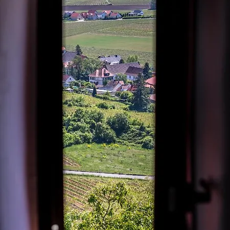 Zum Burggraf Szálloda Neuleiningen