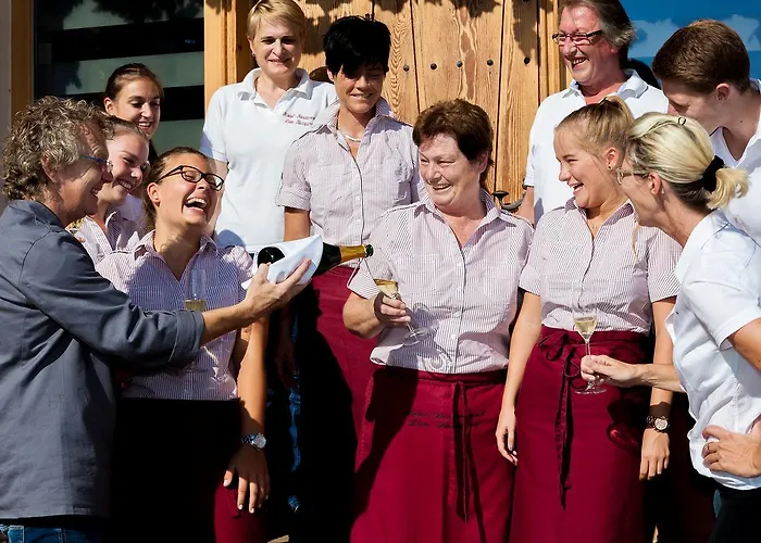 Hotel Restaurant Zum Burggraf 3*