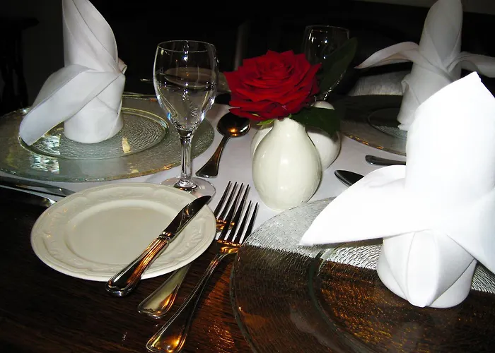 Hotel Restaurant Zum Burggraf 3*